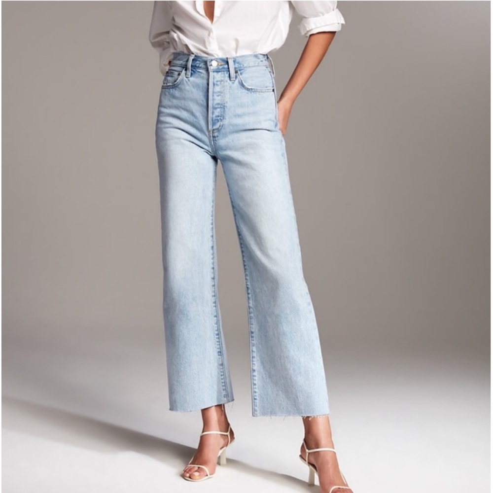 Denim Forum Light Wash Wide-Leg Jeans